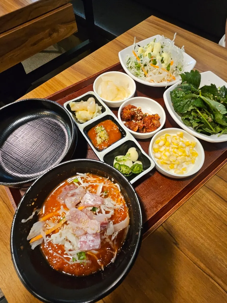 마포밤바다 기본 상차림 한 상
