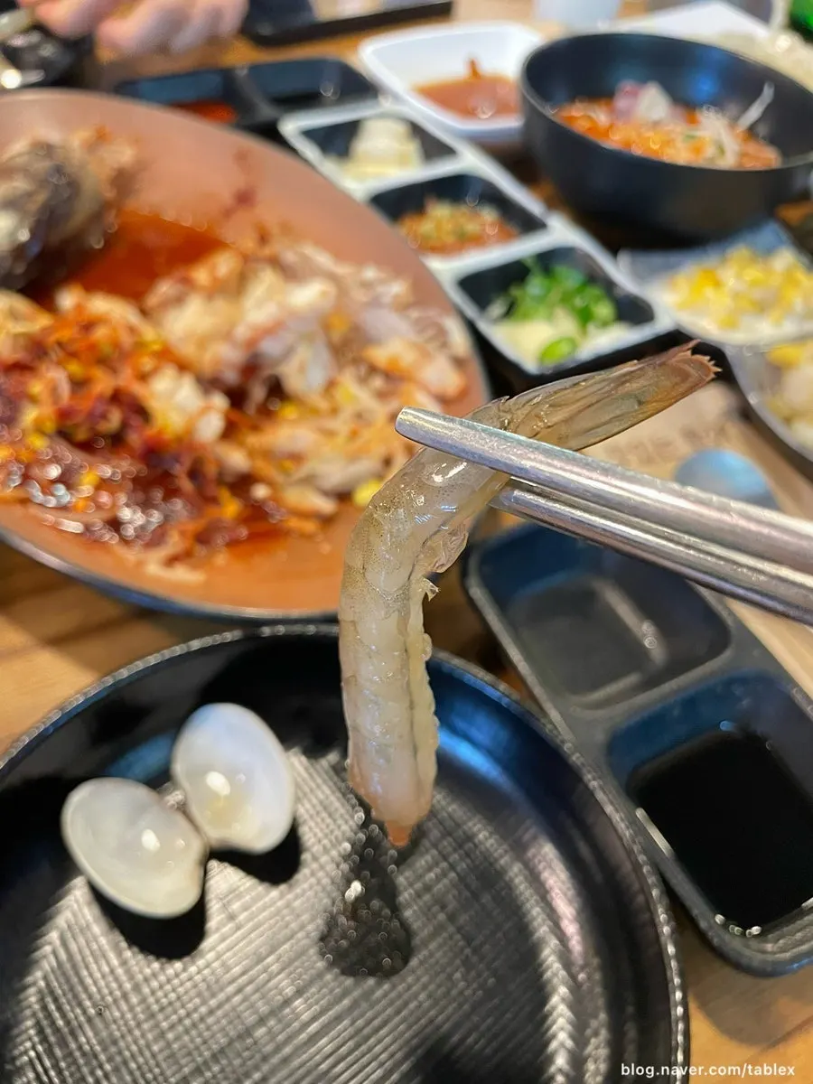 A peeled soy sauce shrimp