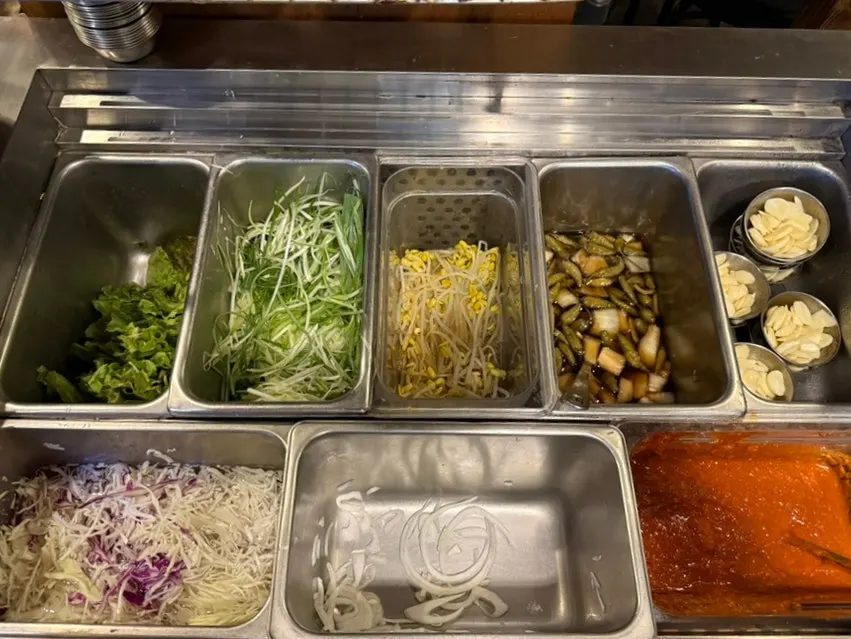 麻浦牧场吃肉喝酒的氛围