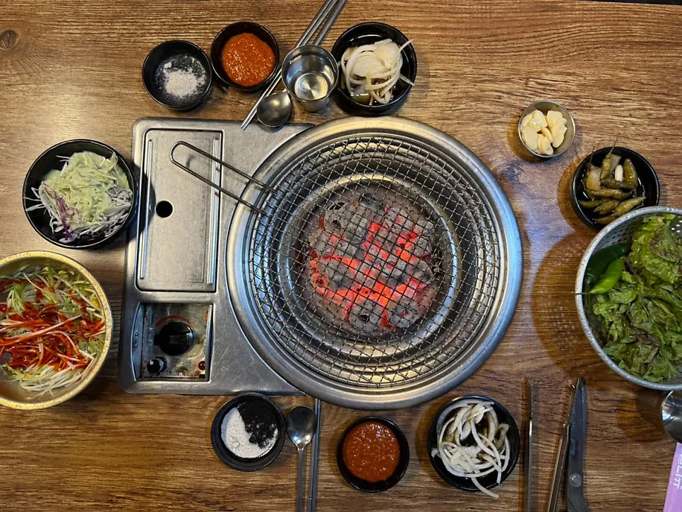 皇帝牛肋条和韩牛生拌牛肉套餐