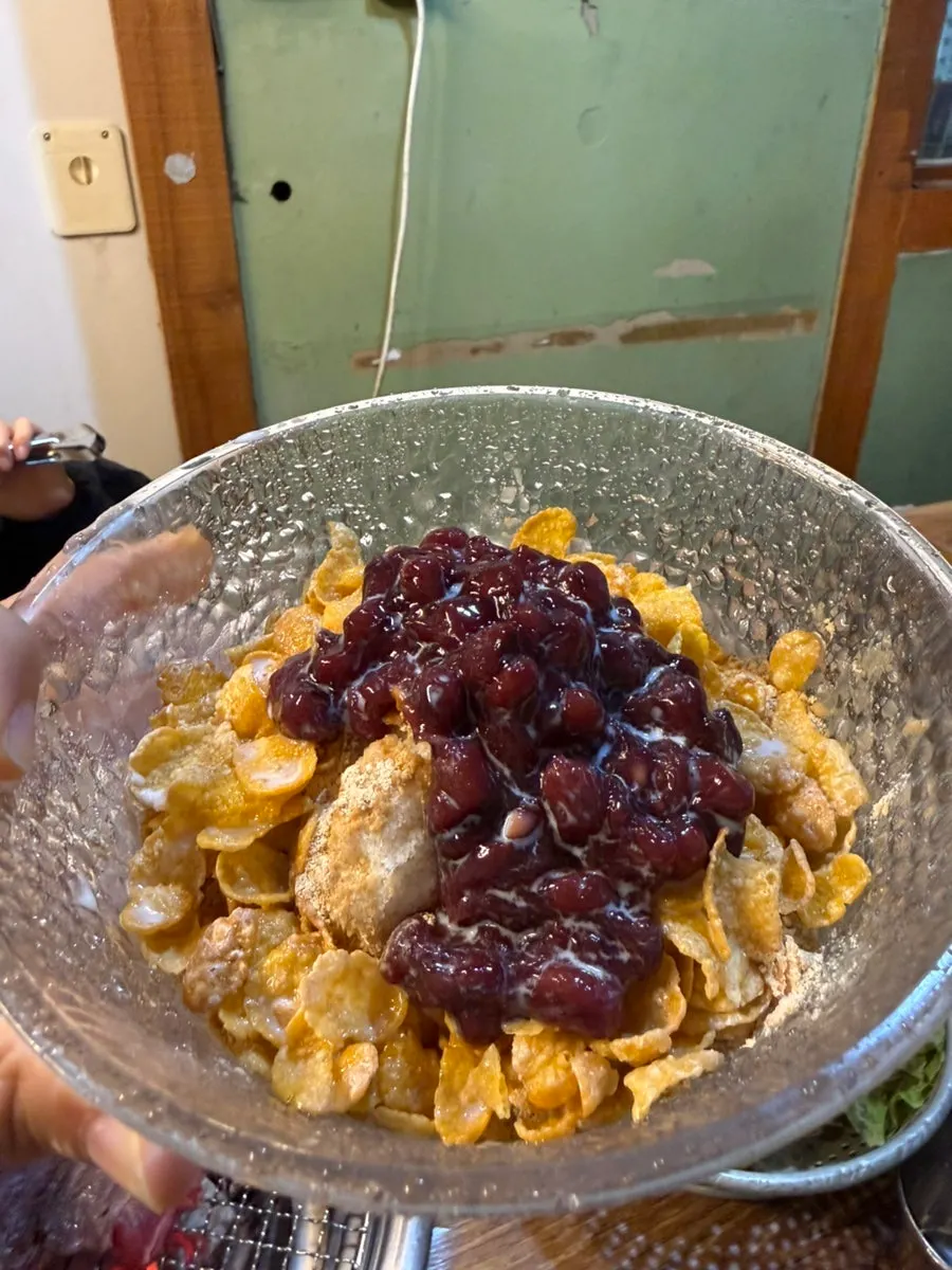 招待的牛奶刨冰甜点
