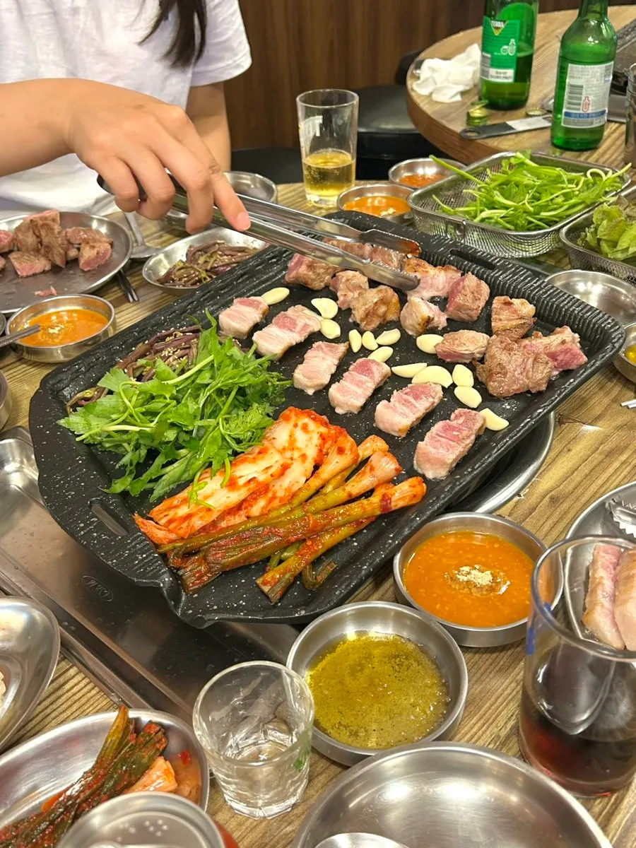 Whole pork belly table setting