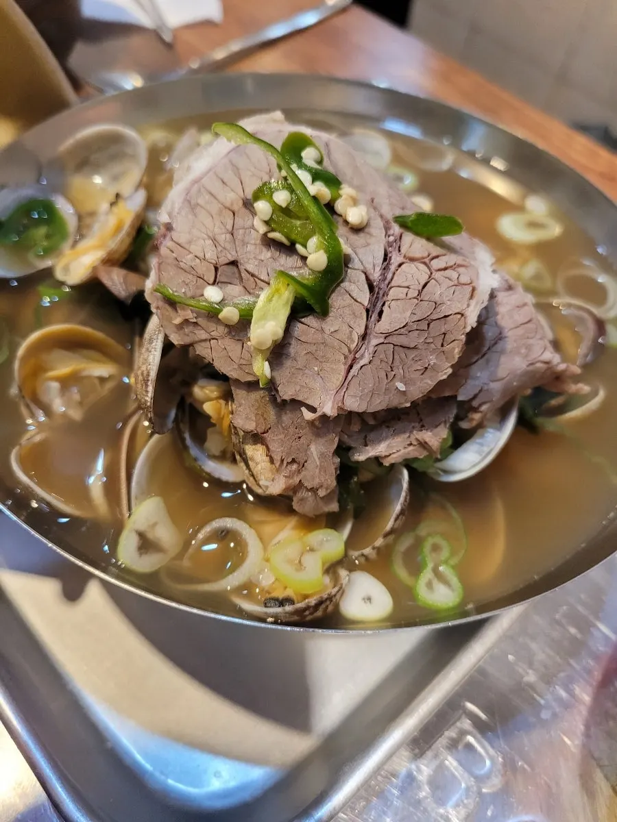 퇴근 후 곁들인 맥주와 육사시미