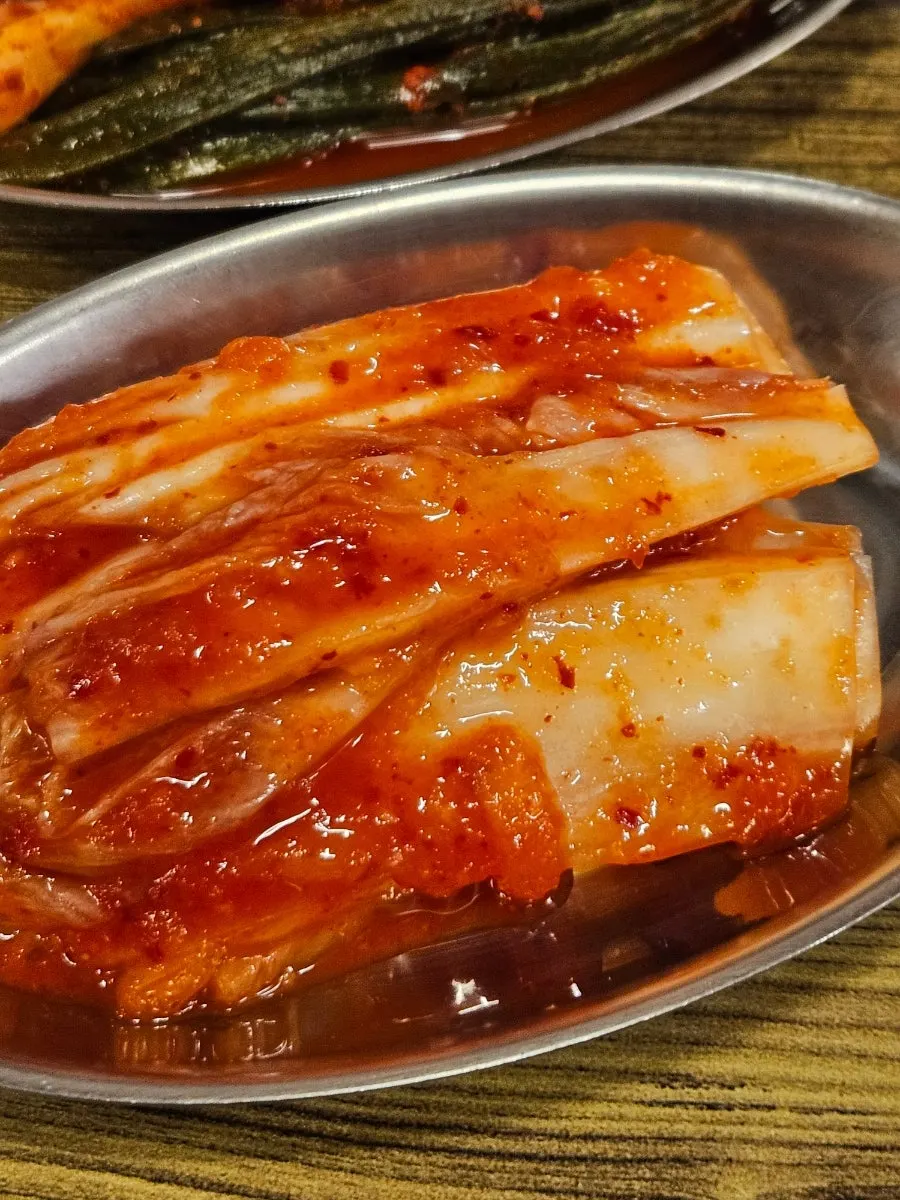 마포구이마당 김치와 파김치 반찬