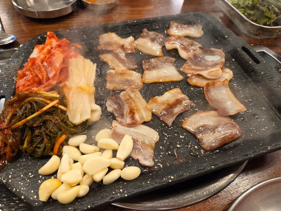 A plate of well-fermented Jeolla-style scallion kimchi