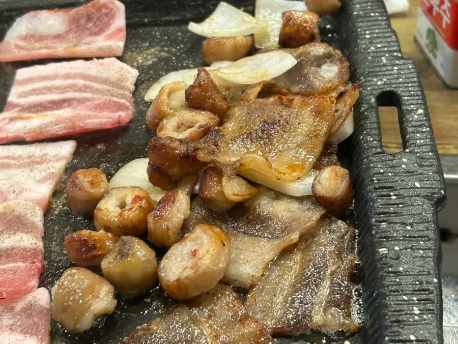 An extra order of beef intestines