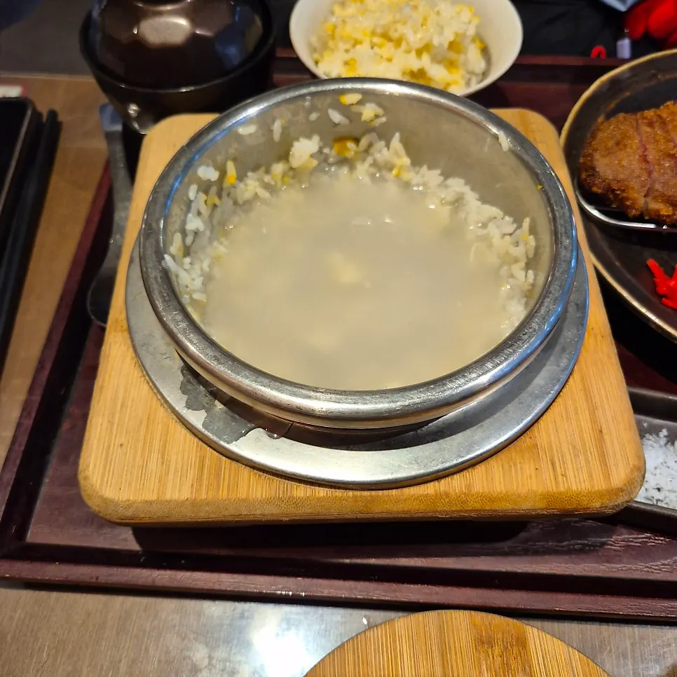 솥 그릇으로 즐기는 오차즈케