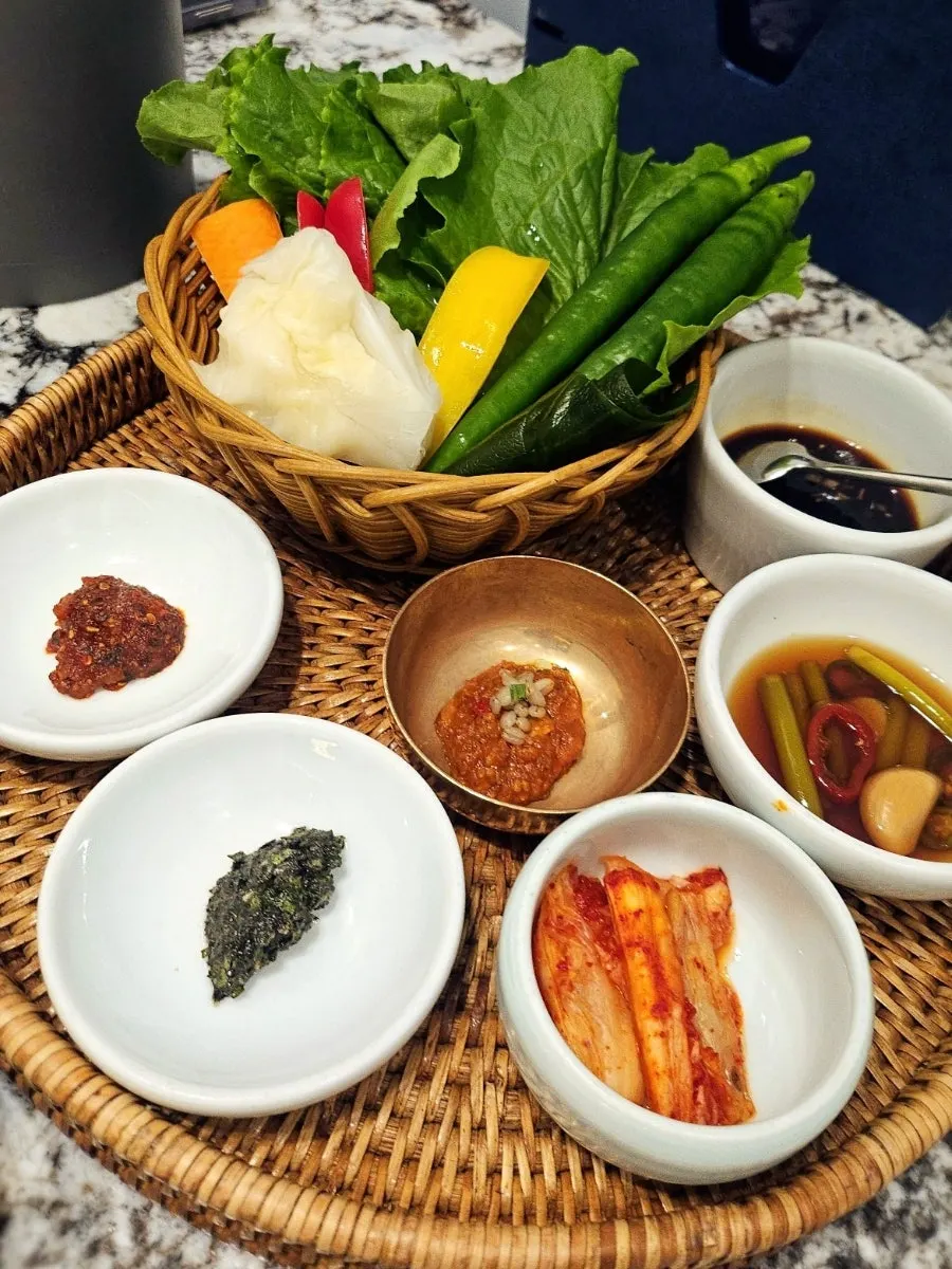Hanwoo table setting at Moyeon Mapo