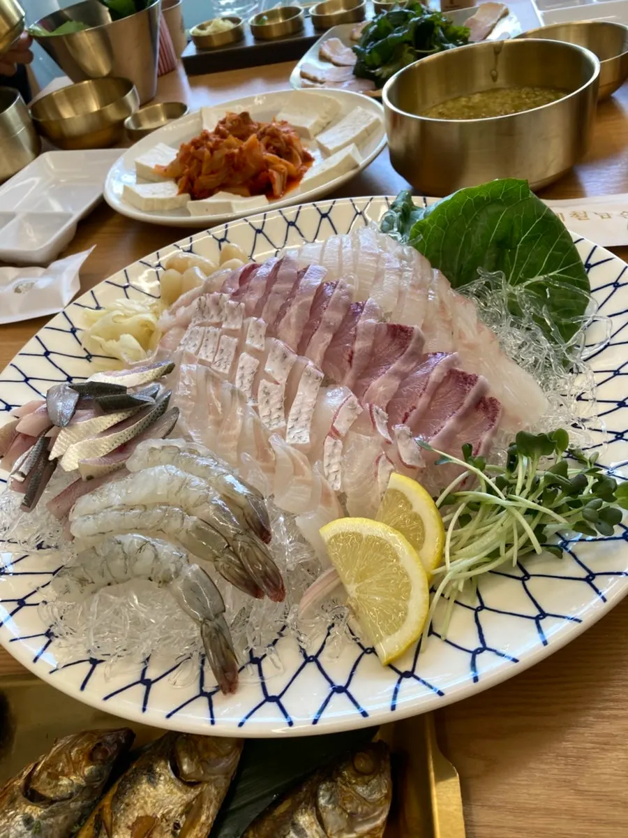 一碗鲍鱼内脏粥