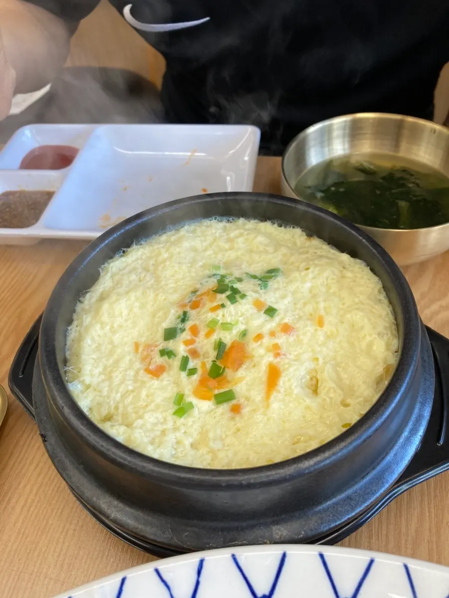 随套餐上桌的配菜