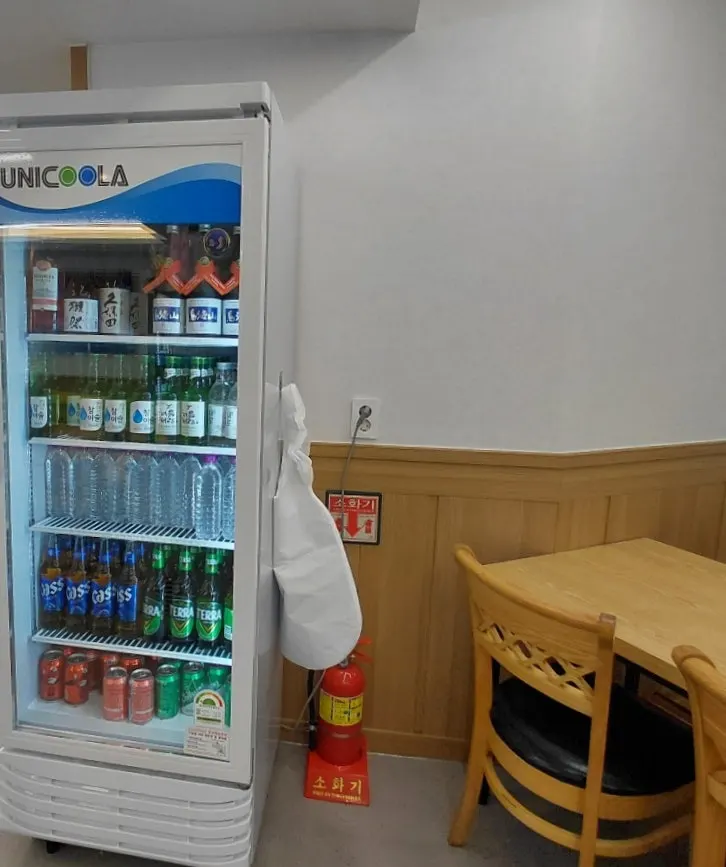 Drink corner displaying wine and sake