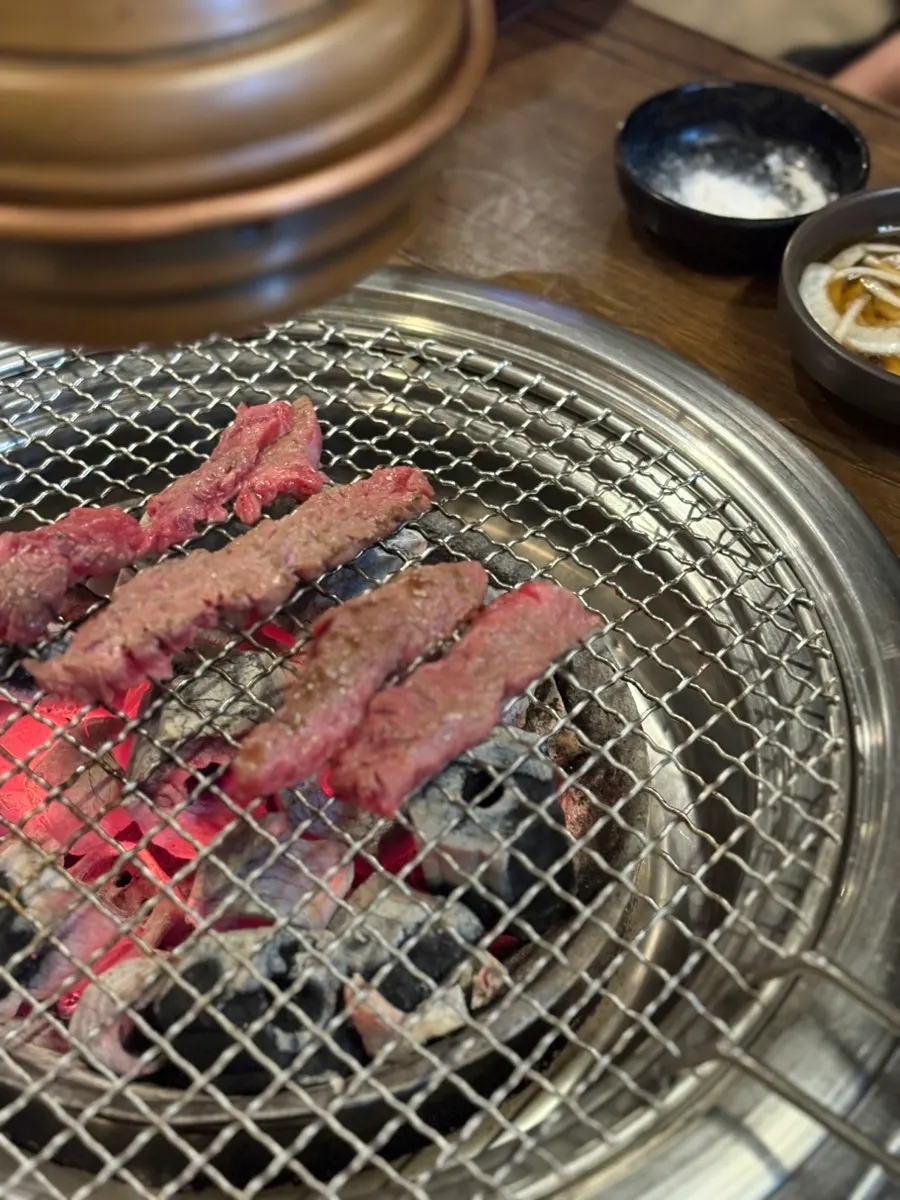 식사를 마친 마포목장 테이블