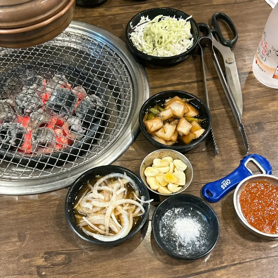 Menu board at Mapo Mokjang