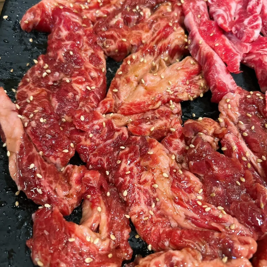 The 600g half-and-half emperor rib set on one plate