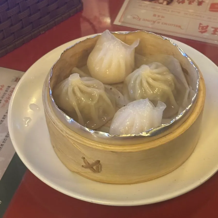 Additional order of half-and-half dim sum
