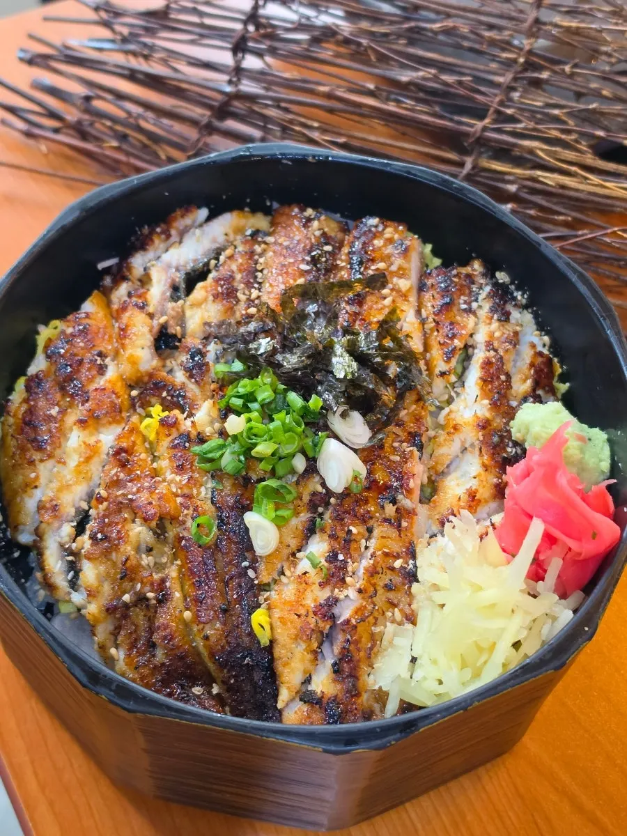A bowl of the special hitsumabushi eel rice bowl