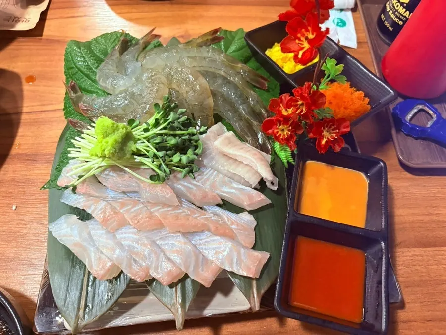 Fish and clam soup side dishes
