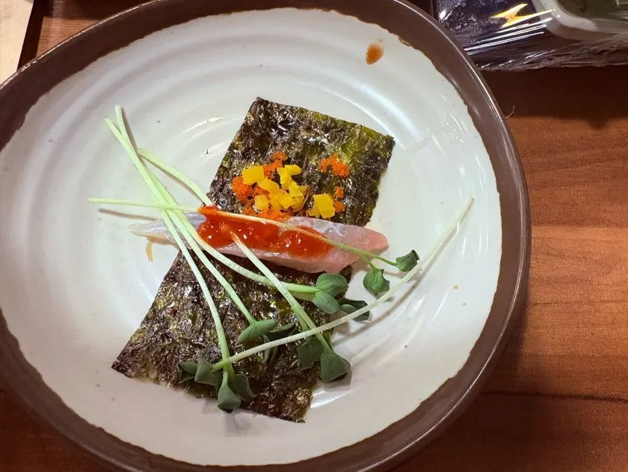 Flounder sashimi with chojang