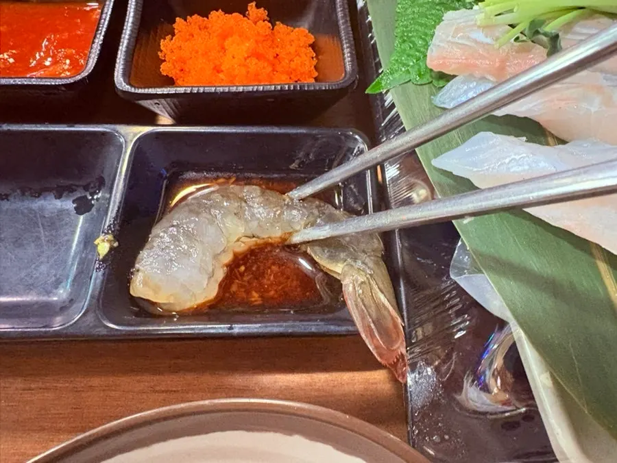Flounder sashimi enjoyed in several ways