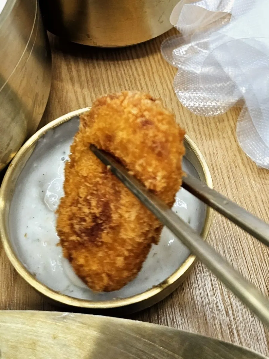 Cross-section of the fried dishes