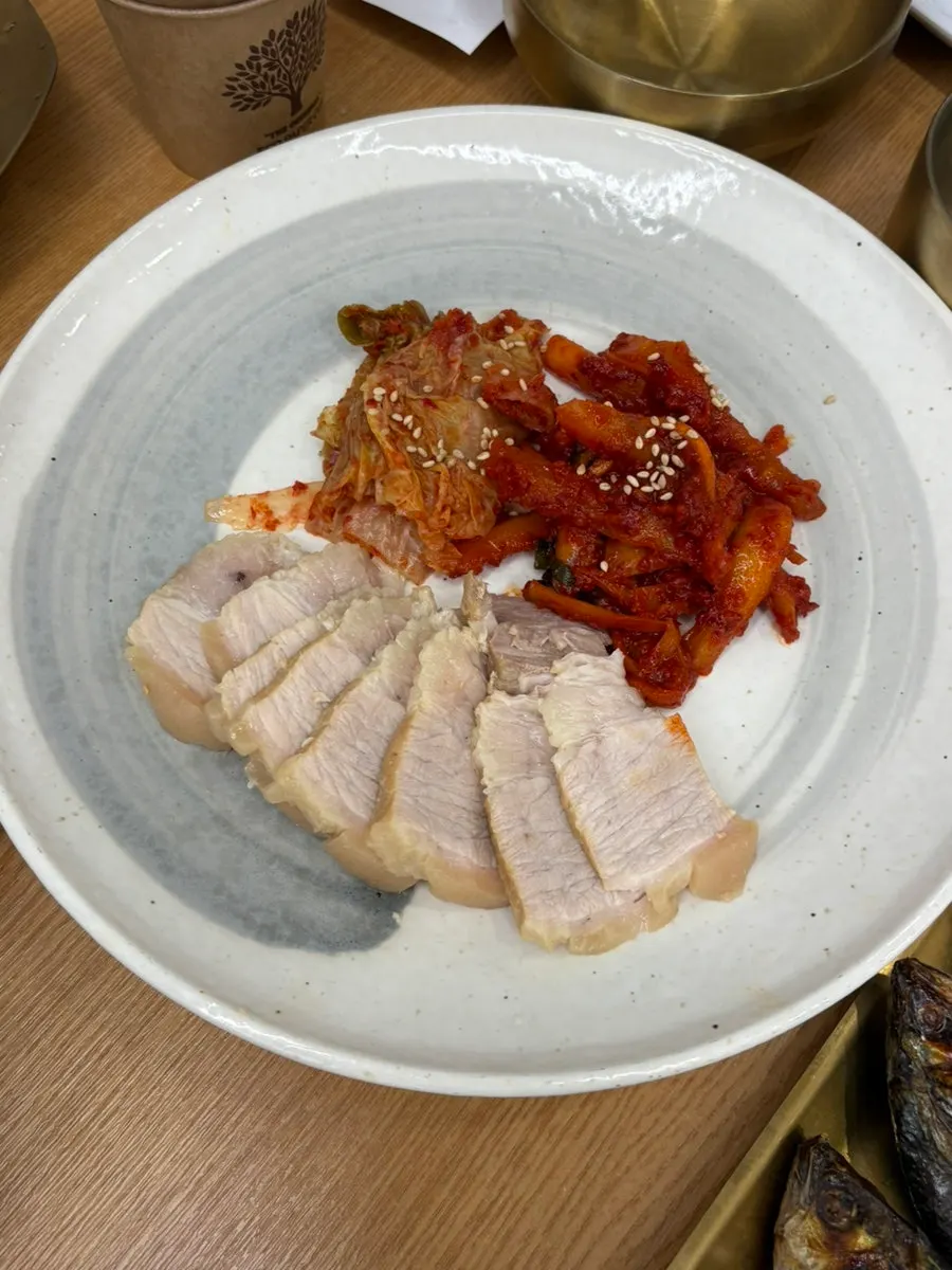 Raw gizzard shad with chojang dipping sauce