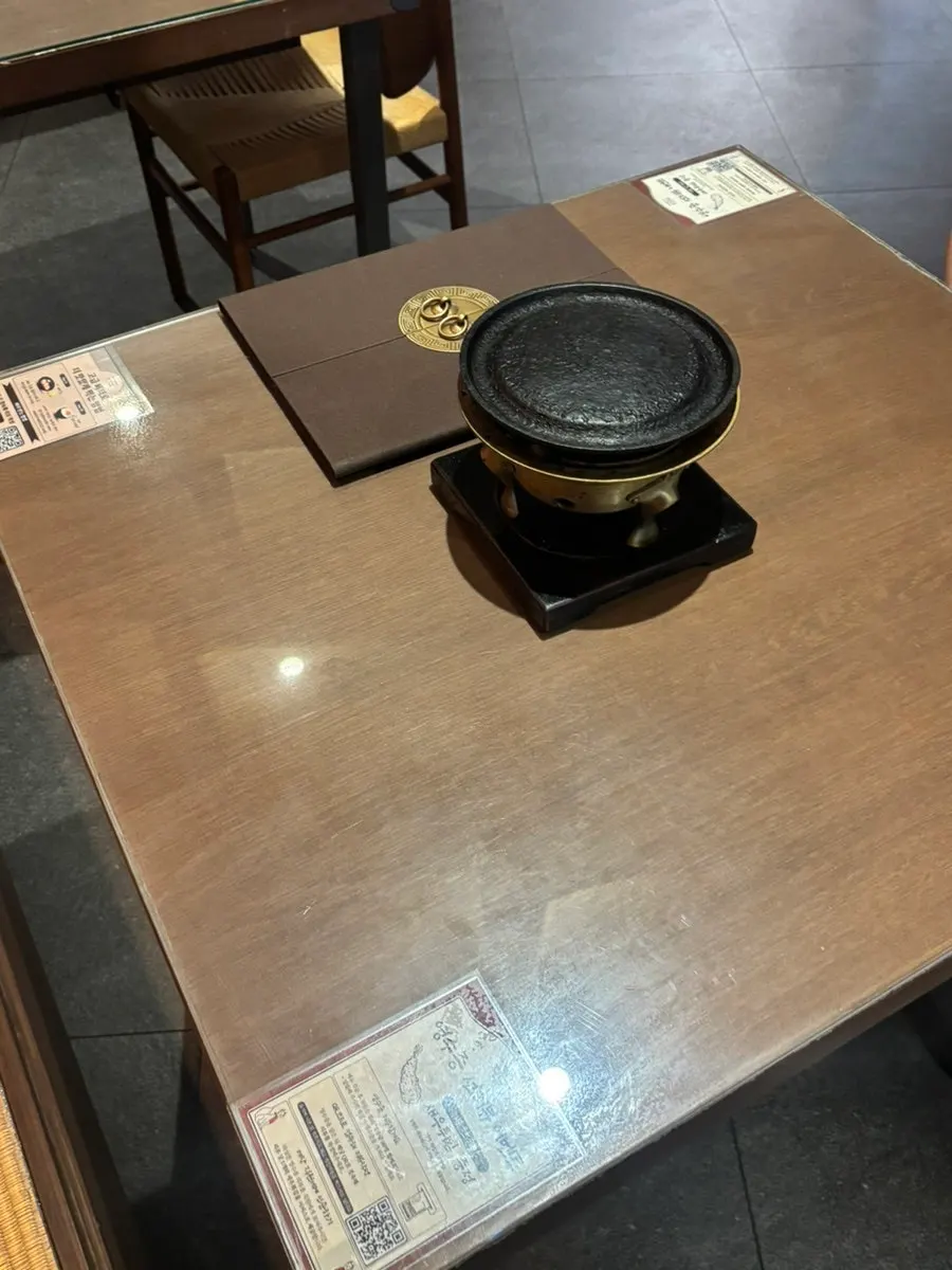 Personal drawer with cutlery and furikake