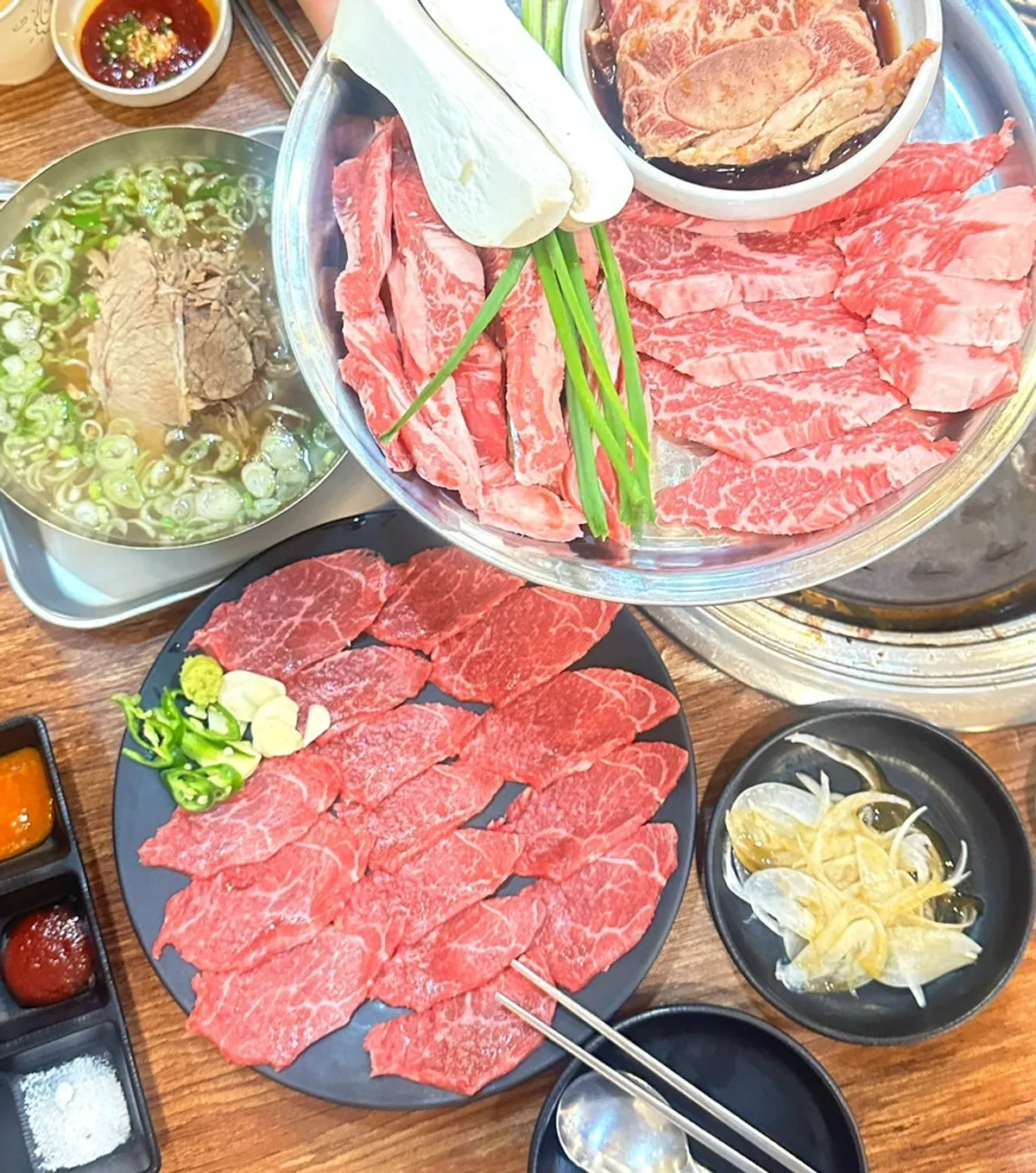 금요일 저녁 우시장회관 소고기 한상