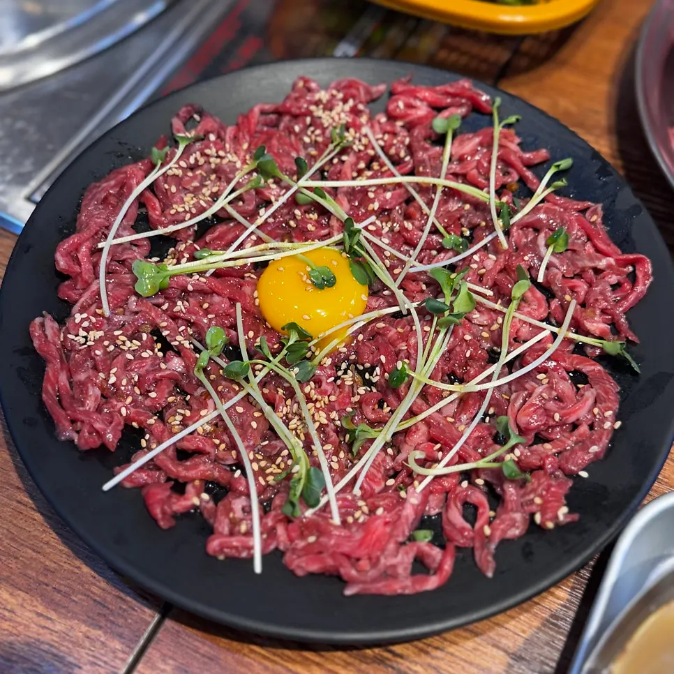 Seasoned LA galbi grilled over charcoal