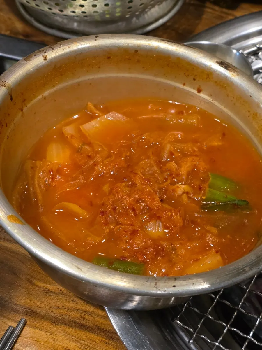 1.2 kg of clean-tasting beef rib meat at Mapo Mokjang near Mapo Station