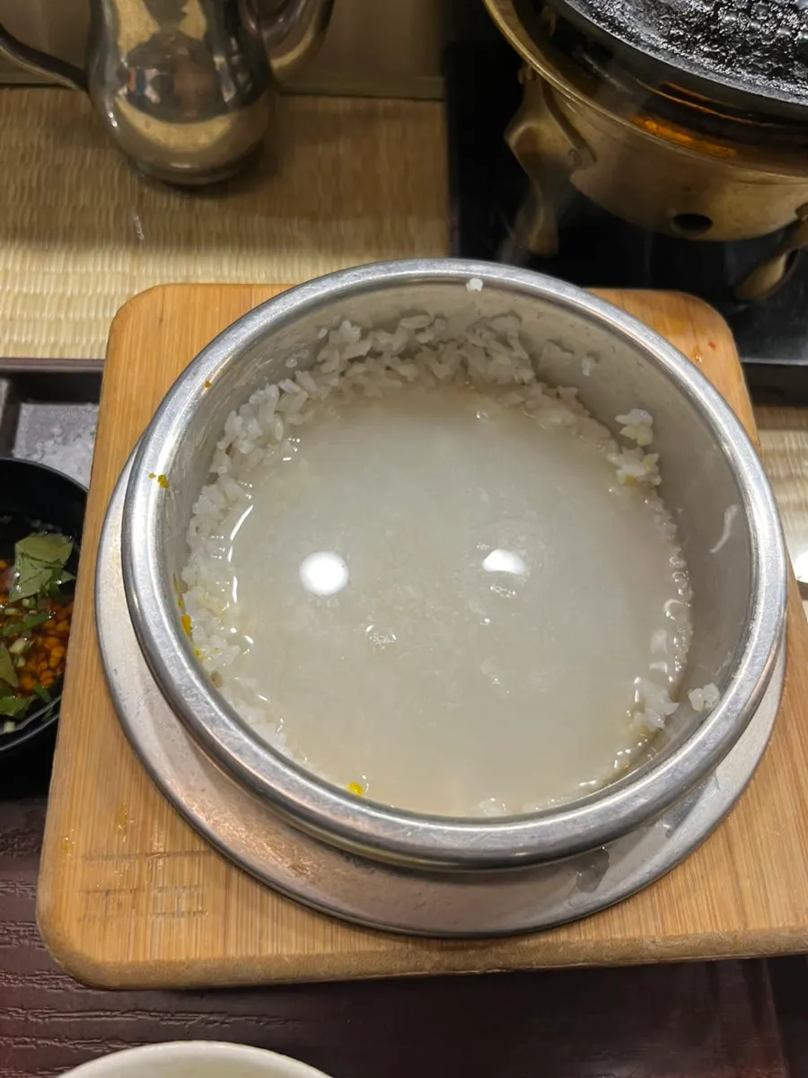 Pot rice with tonkotsu broth