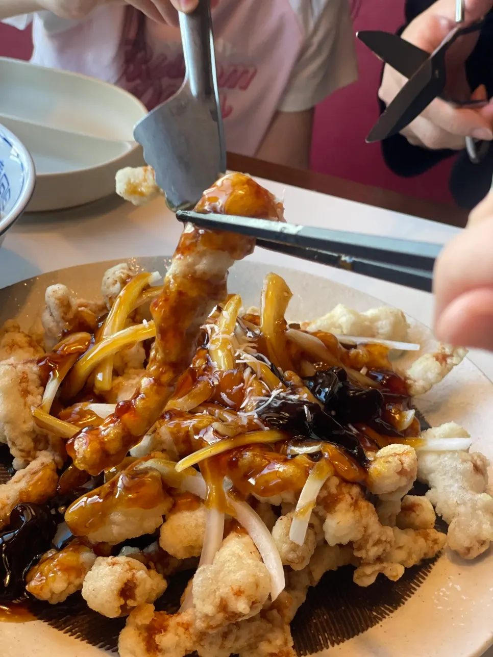 Mi dan sos pork belly poached-egg jajangmyeon