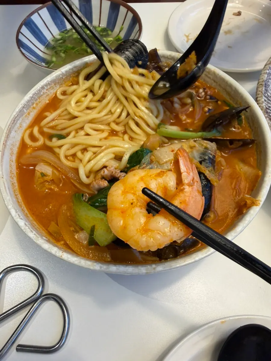 계란밥 위에 올라간 전복