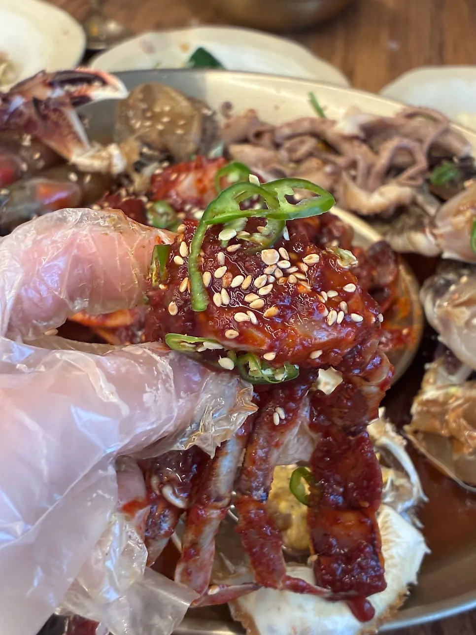 Chili-powder-based spicy marinated crab