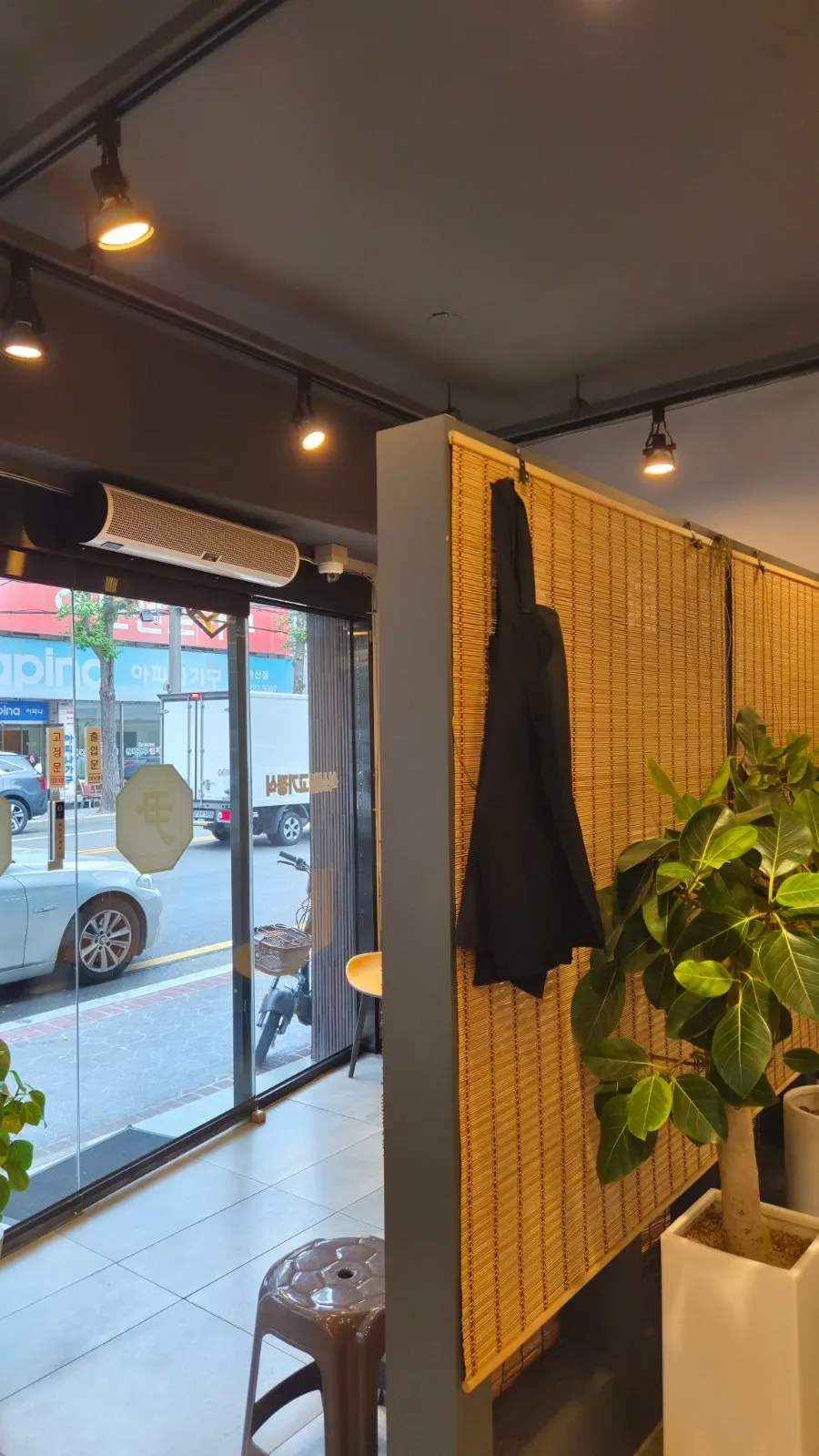 Aprons, hair ties, and other convenience items at Yun Sikdang