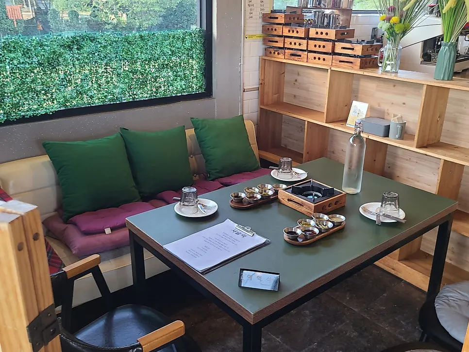 Outdoor scenery at Shashlik in Deokdong