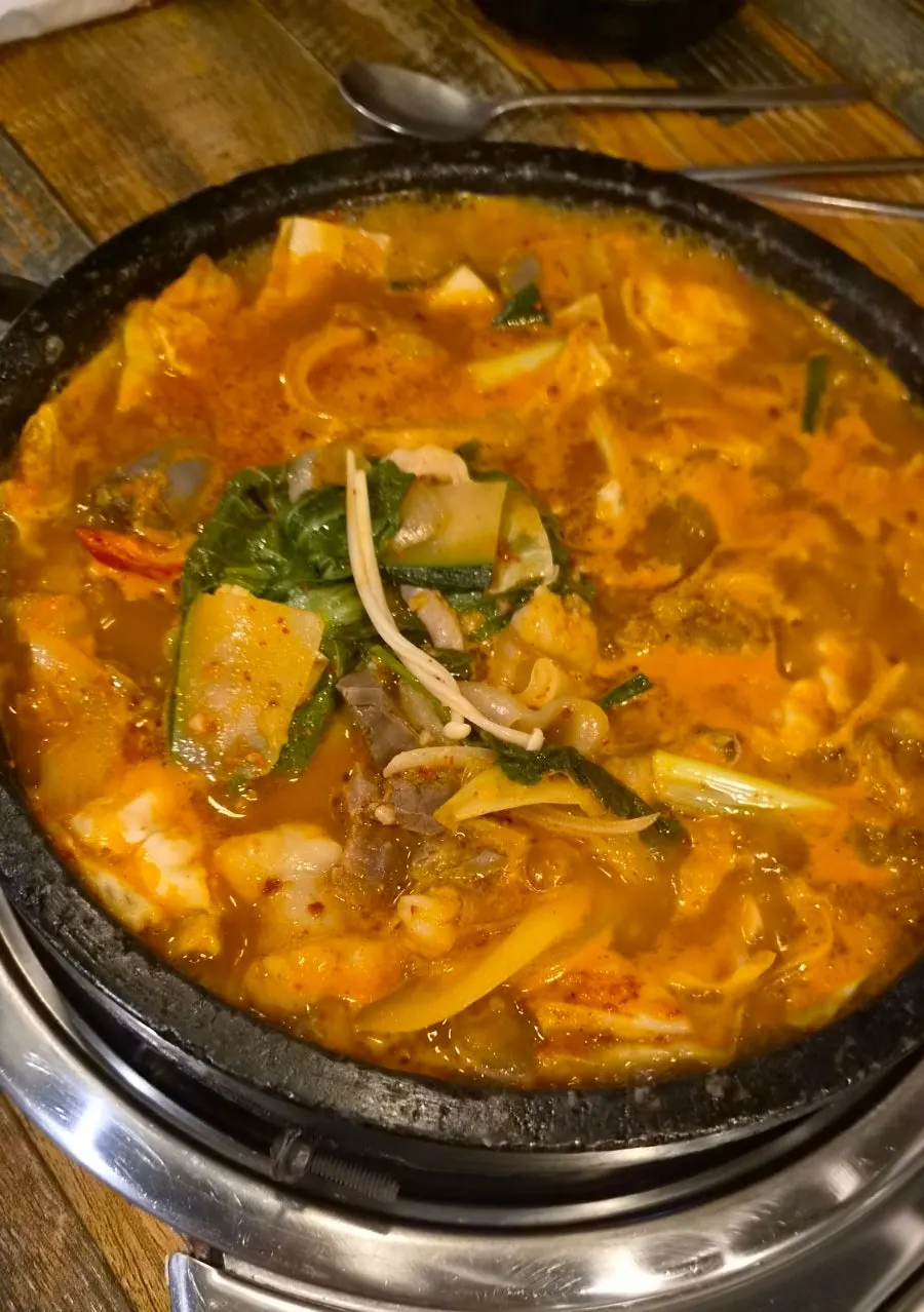 Extra glass noodles simmered into the tripe hotpot