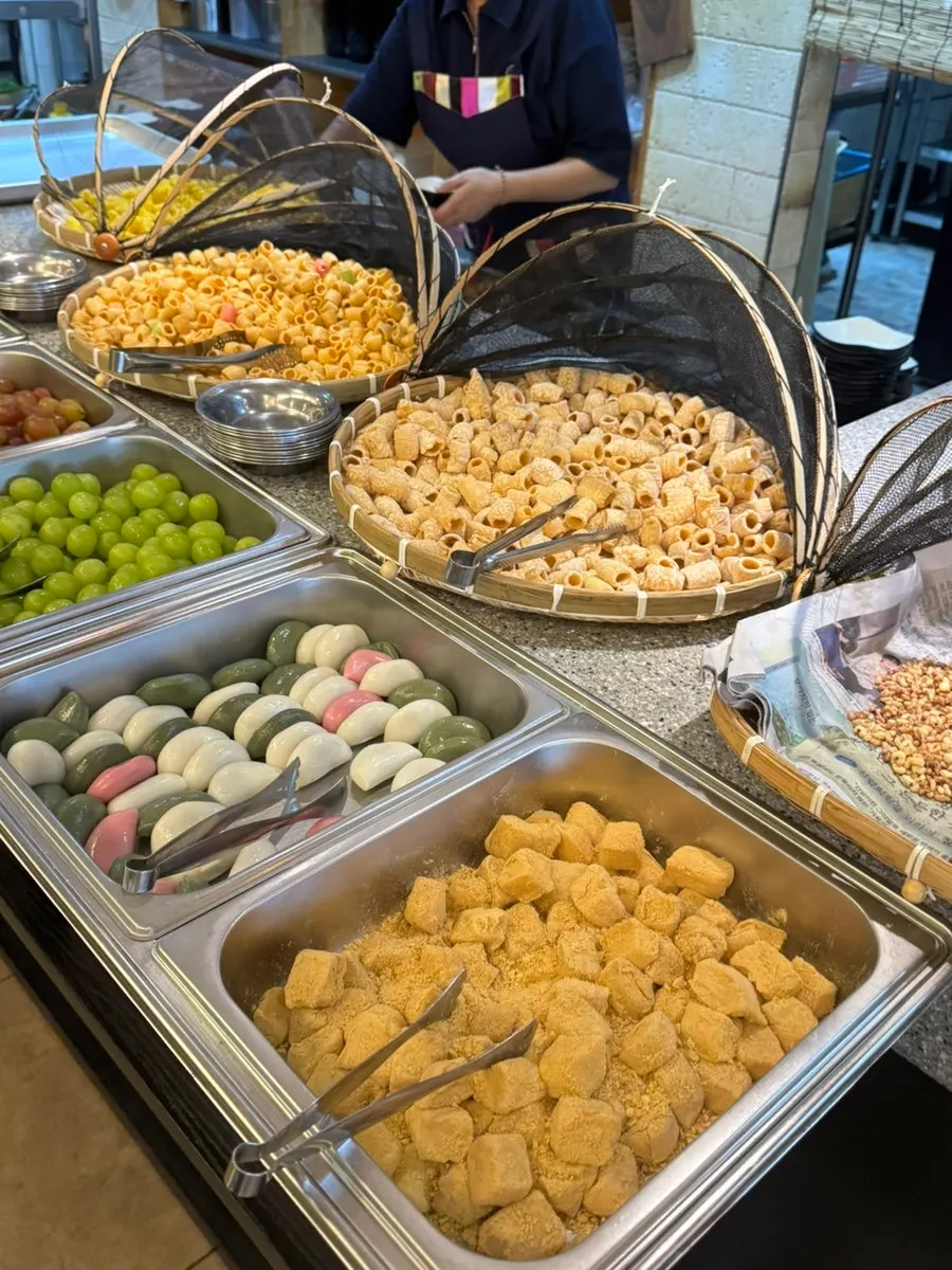 Self-serve corner with a ramyeon self-cook station
