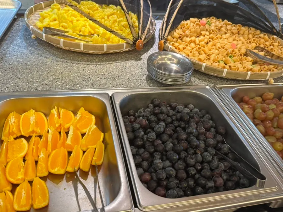 Self-serve bar with rice cakes, snacks and fruit