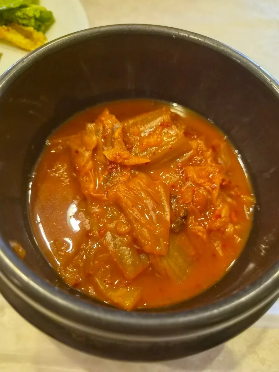 Pickled vegetables and kimchi side dishes