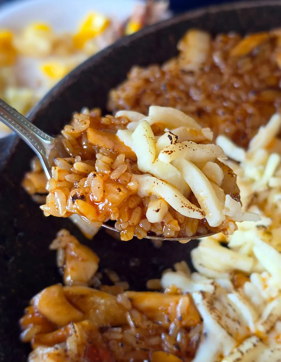 Crispy scorched rice in the cheese fried rice at Shashlik Masan Branch
