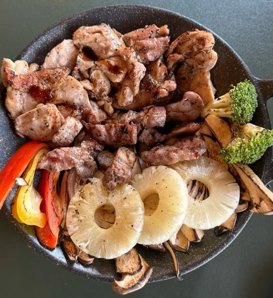 A plate of charcoal-grilled shashlik