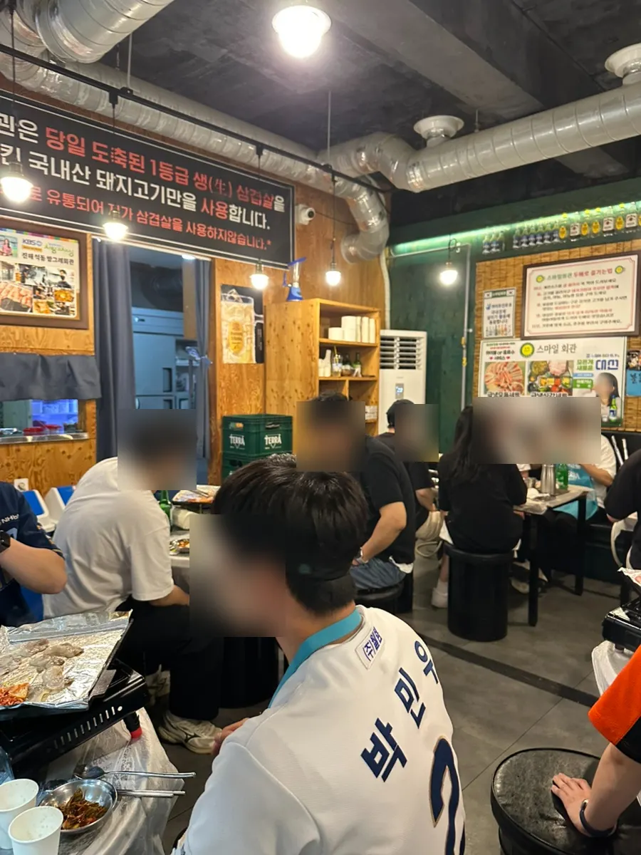 스마일회관 매장 내부 좌석