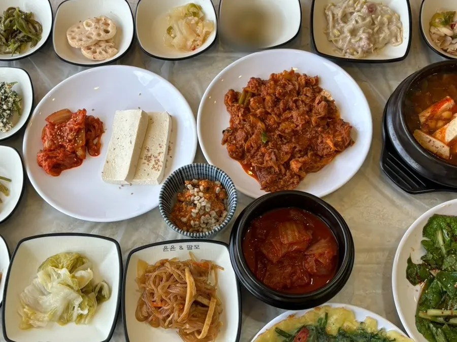 酥脆煎出的煎餅與豆腐泡菜
