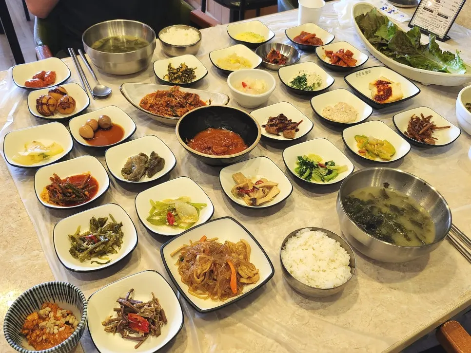 30种小菜摆满的两人份包饭定食