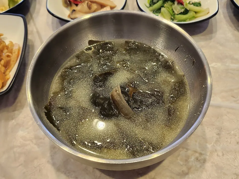 包饭定食小菜碟