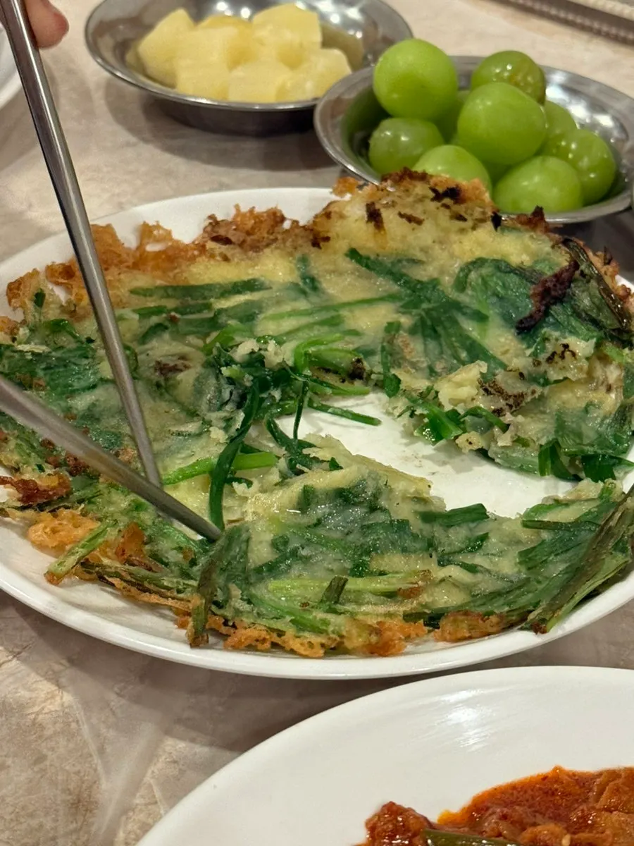 Stir-fried kimchi and tofu kimchi side dish