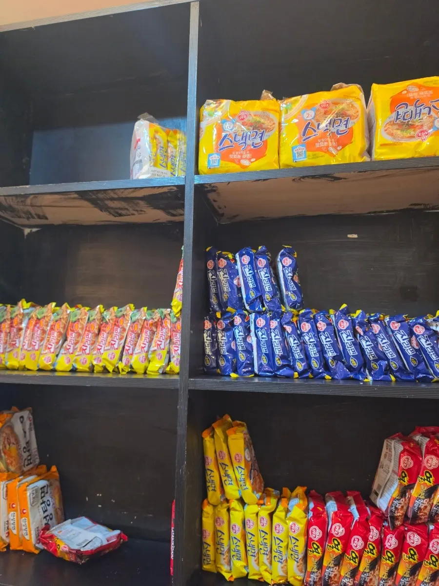 Button-operated self-serve Hangang ramyeon corner