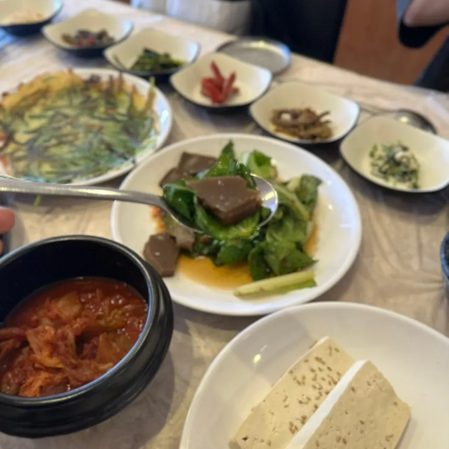쫀득한 도토리묵 반찬