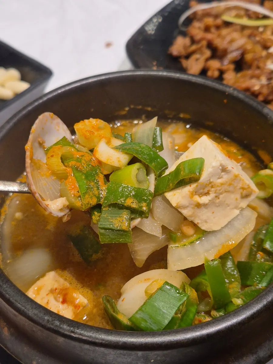 꽃게가 들어간 된장찌개