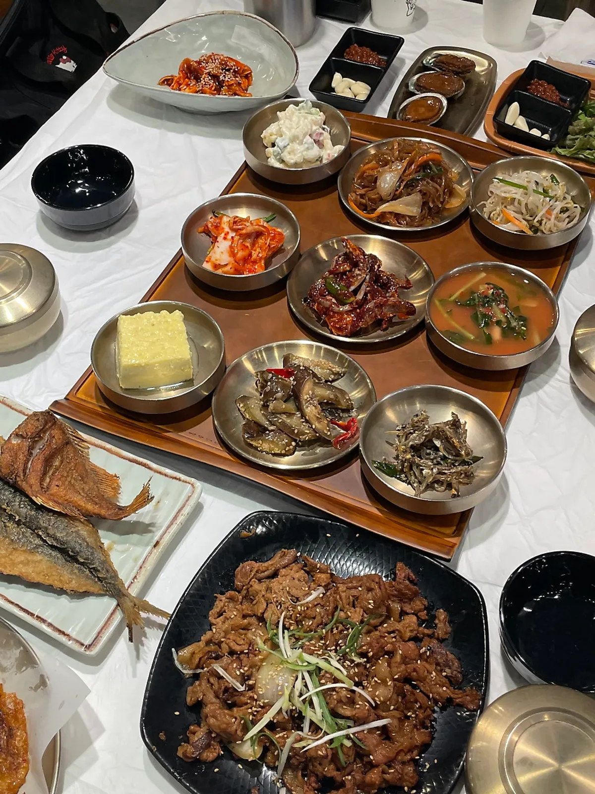 석쇠불고기정식 한 상 구성 문맥의 이미지